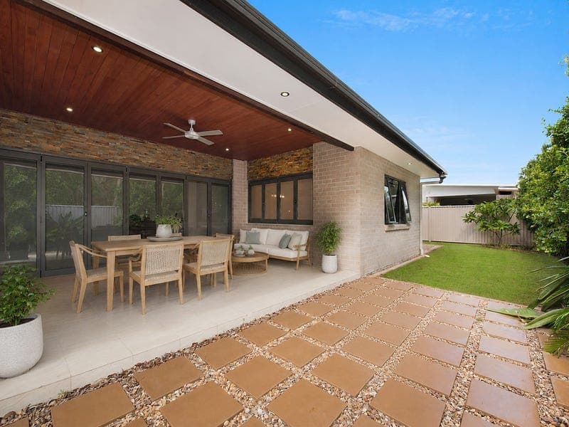 19 New Holland Drive, Pelican Waters — photo 1 of 5