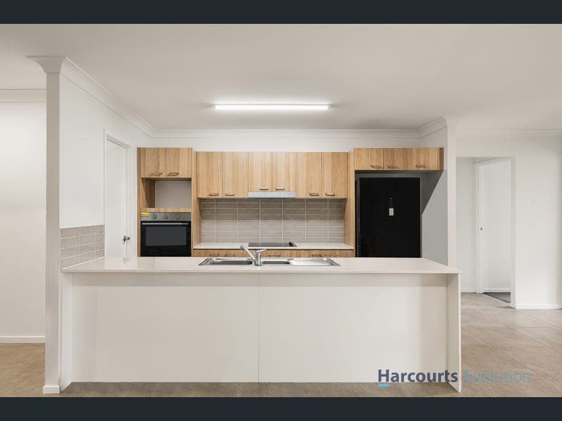7 Meadowview Road, Beaudesert — photo 1 of 5