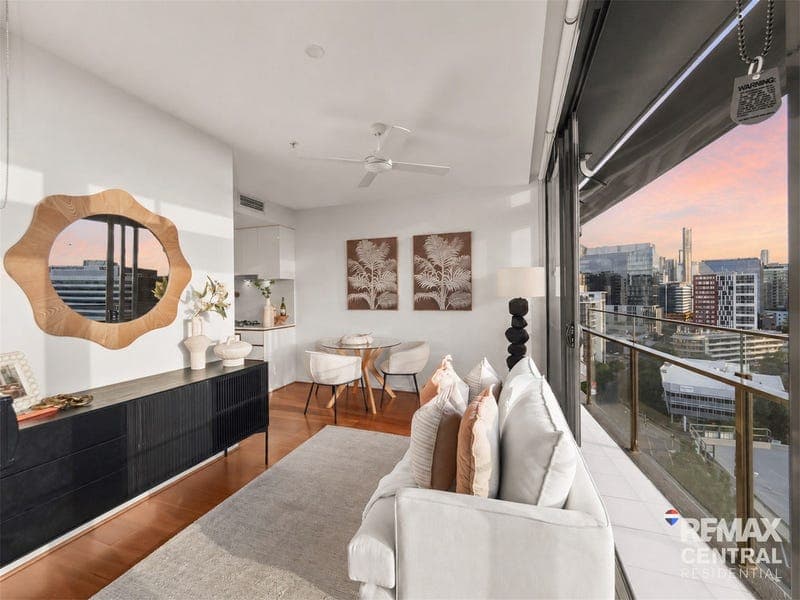 Level 14/1033 Ann Street, Newstead — photo 1 of 5