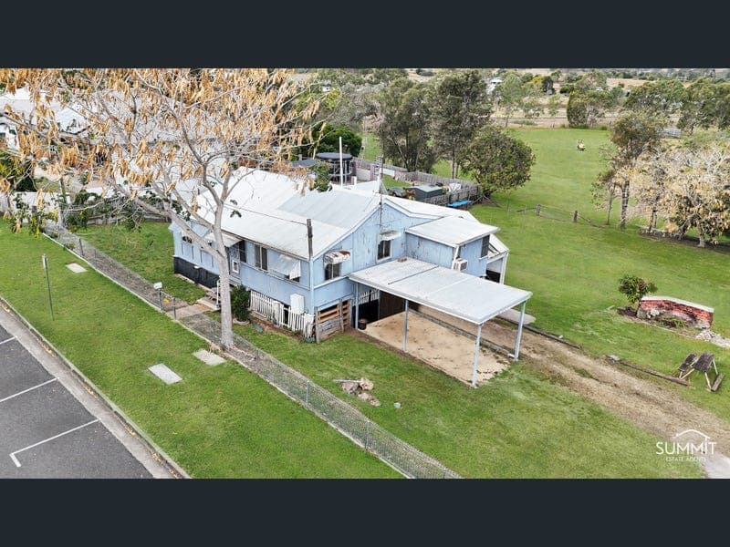 35 Stirrat Street, Calliope — photo 1 of 5