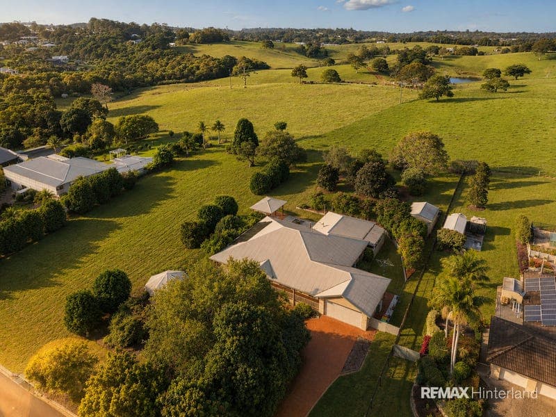 39 Avocado Lane, Maleny — photo 1 of 5