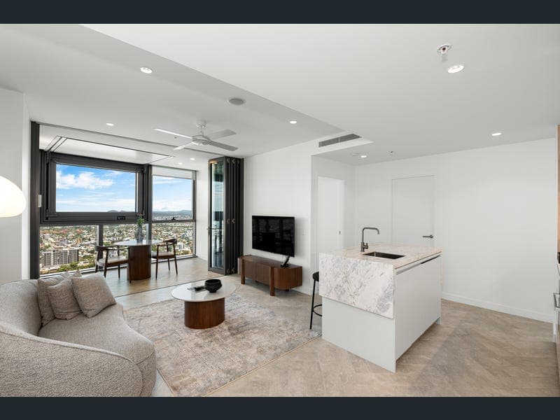 5310/8 Margaret Street, Brisbane City — photo 1 of 5