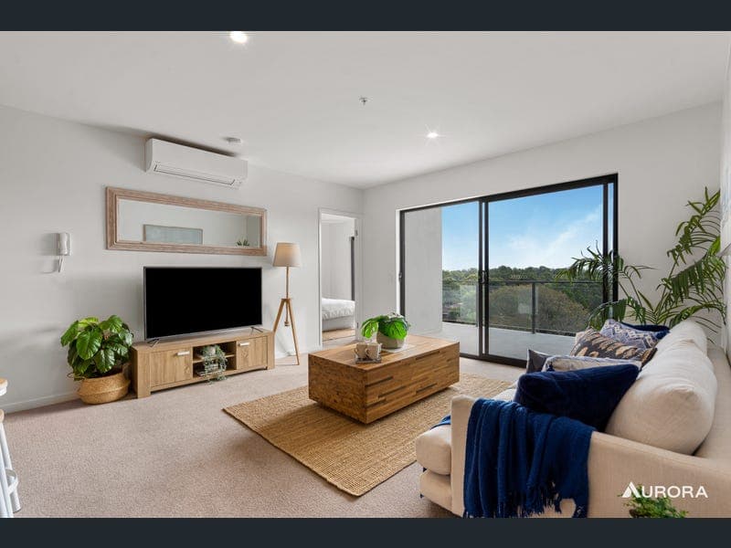15/6-8 Beverley Avenue, Rochedale South — photo 1 of 5