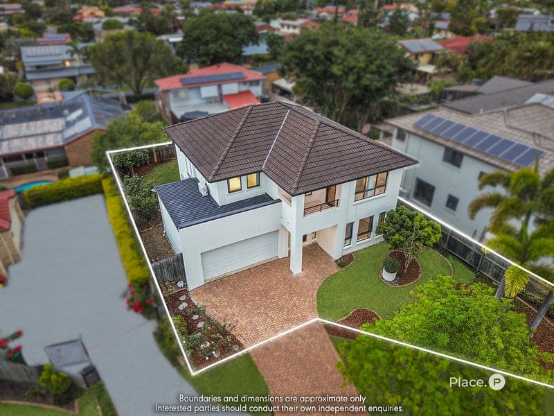 11 Preston Court, Calamvale — photo 1 of 5