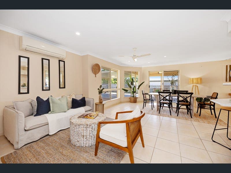 10 Goicoechea Drive, Bushland Beach — photo 1 of 5