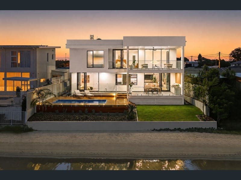 6 Key West, Broadbeach Waters — photo 1 of 5