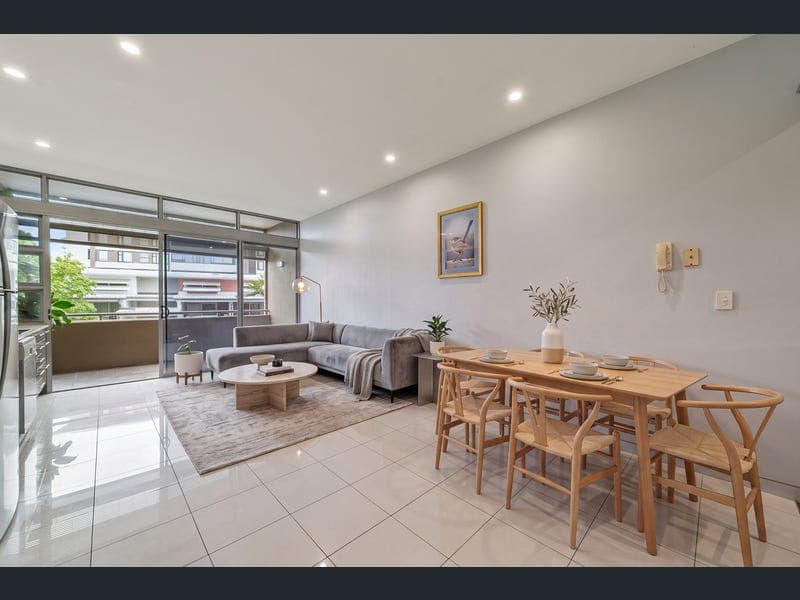 4/1147 Sandgate Road, Nundah — photo 1 of 5
