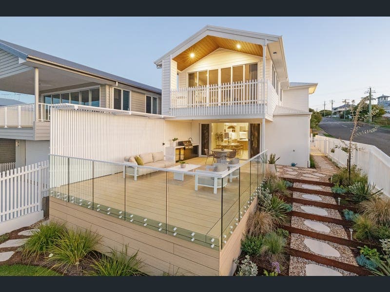 19 Stratton Terrace, Wynnum — photo 1 of 5