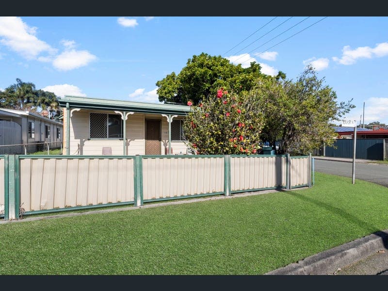 130 Beaufort Place, Deception Bay — photo 1 of 5