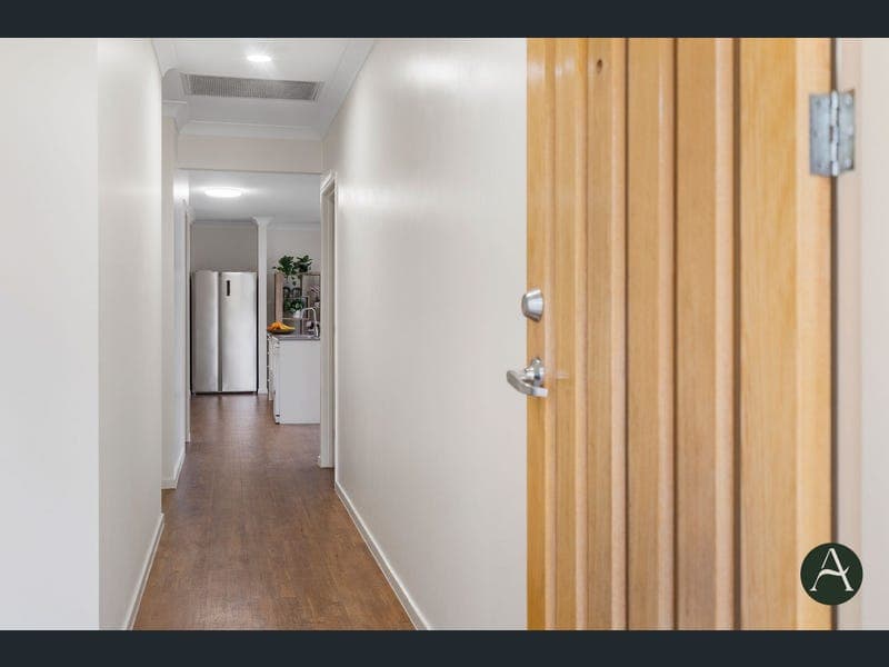 93 Girtin Circuit, Pimpama — photo 1 of 5