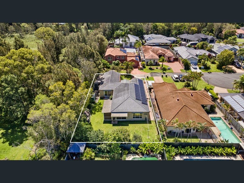 22 Lanai Drive, Burleigh Waters — photo 1 of 5