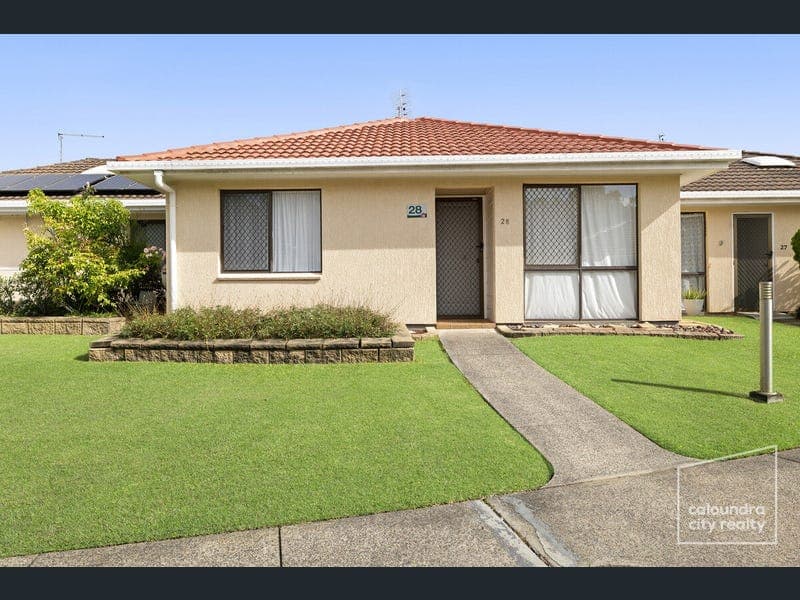 28/96 Beerburrum Street, Battery Hill — photo 1 of 5