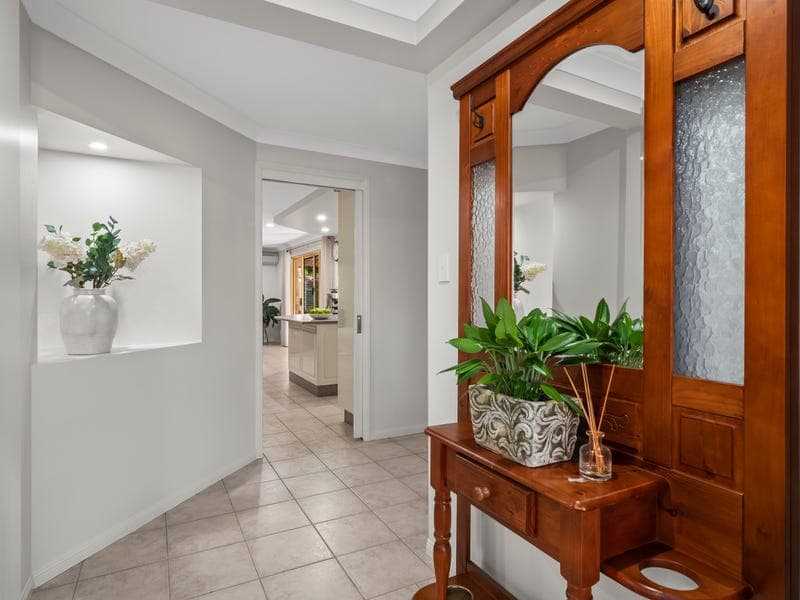 54 Stiller Drive, Kuraby — photo 1 of 5