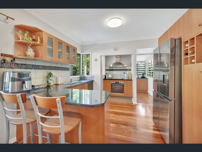 28 Floral Street, Mount Gravatt East — photo 1 of 5