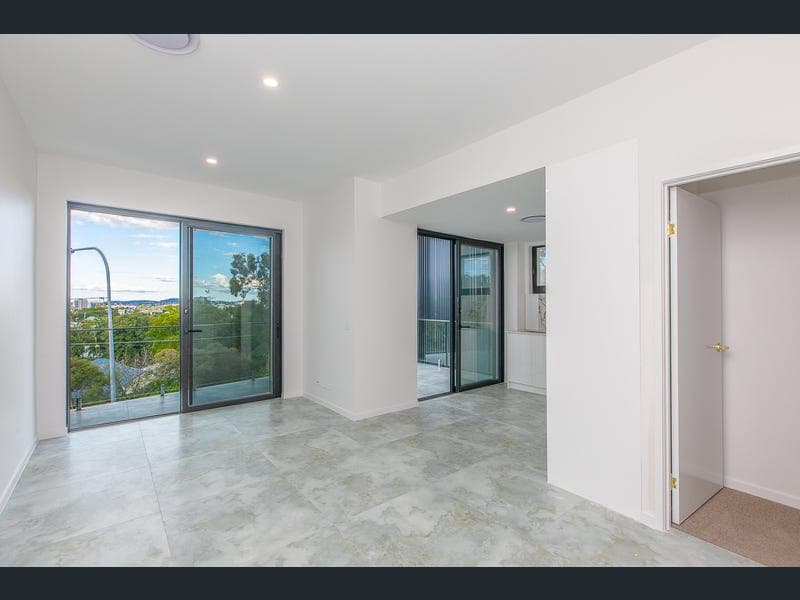 11/10 Chester Street, Highgate Hill — photo 1 of 5