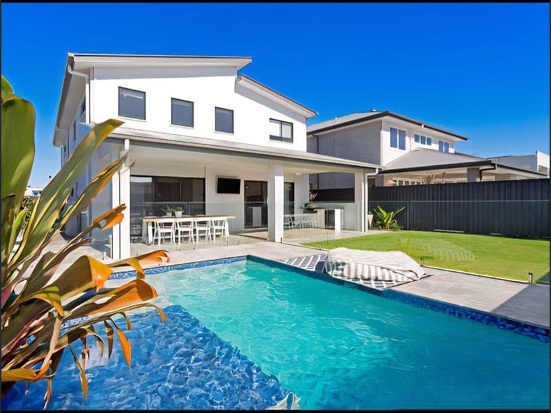 6 BRINDABELLA STREET, Newport — photo 1 of 5