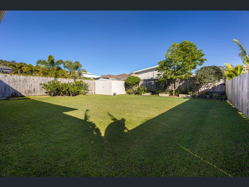 13 Dauntless Avenue, Bli Bli — photo 1 of 5