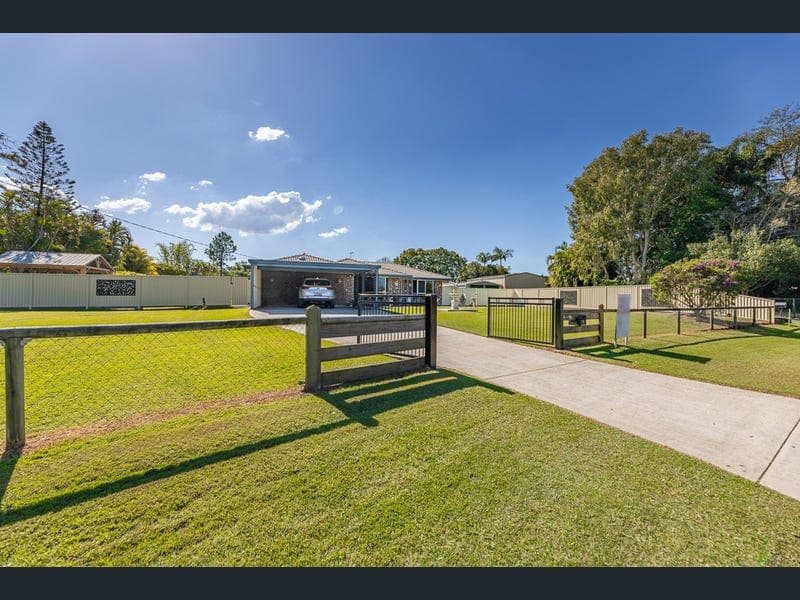 96-98 Golden Drive, Caboolture — photo 1 of 5