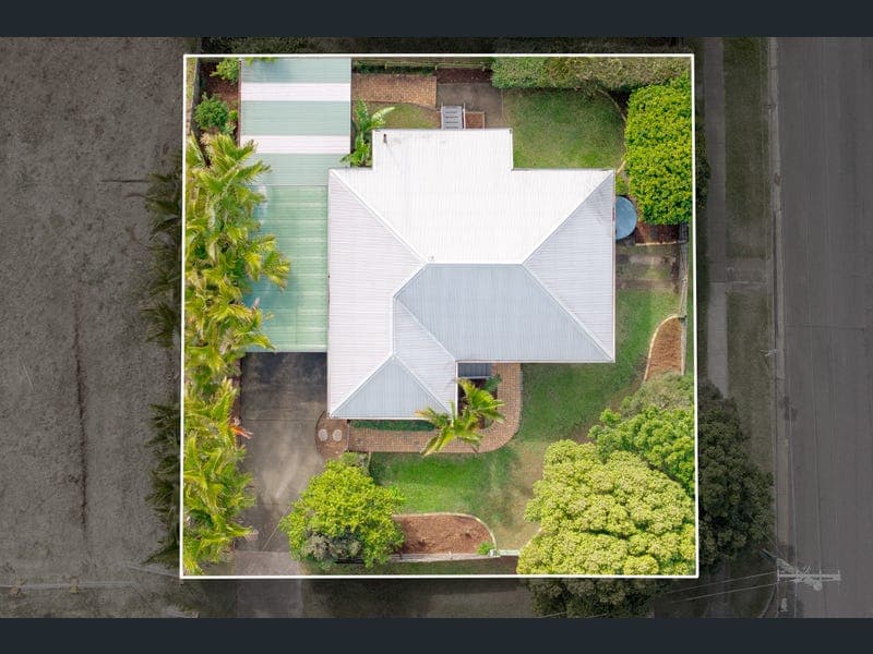 50 Marvin Street, Holland Park West — photo 1 of 5