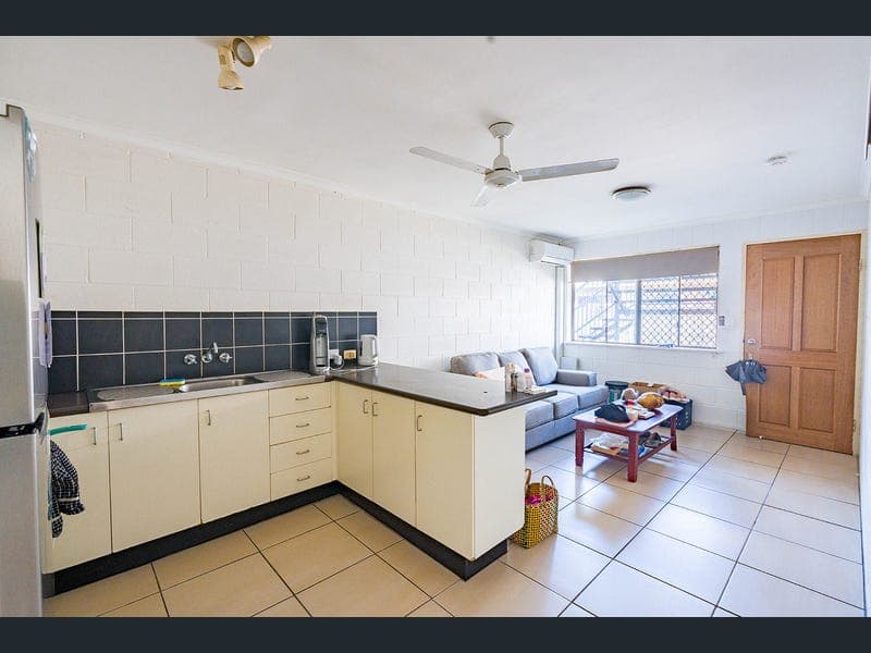 3/10 East Gordon Street, East Mackay — photo 1 of 5