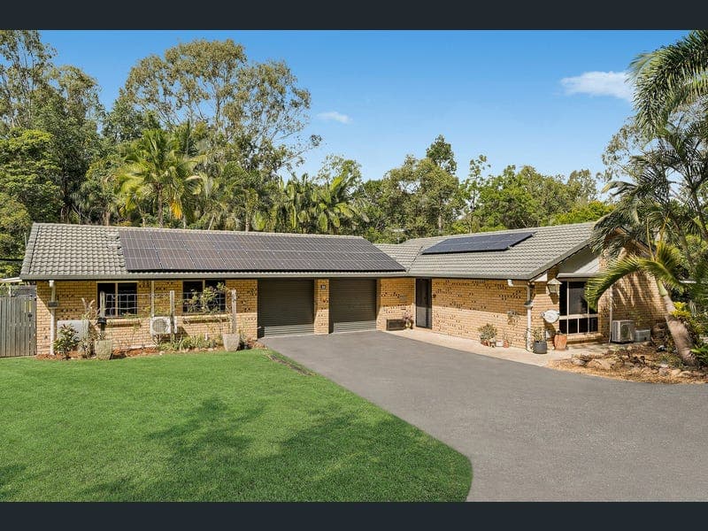 39 Weston Drive, Bunya — photo 1 of 5