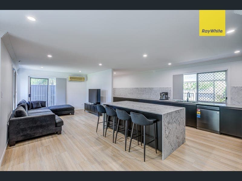 9 Troon Court, Cornubia — photo 1 of 5