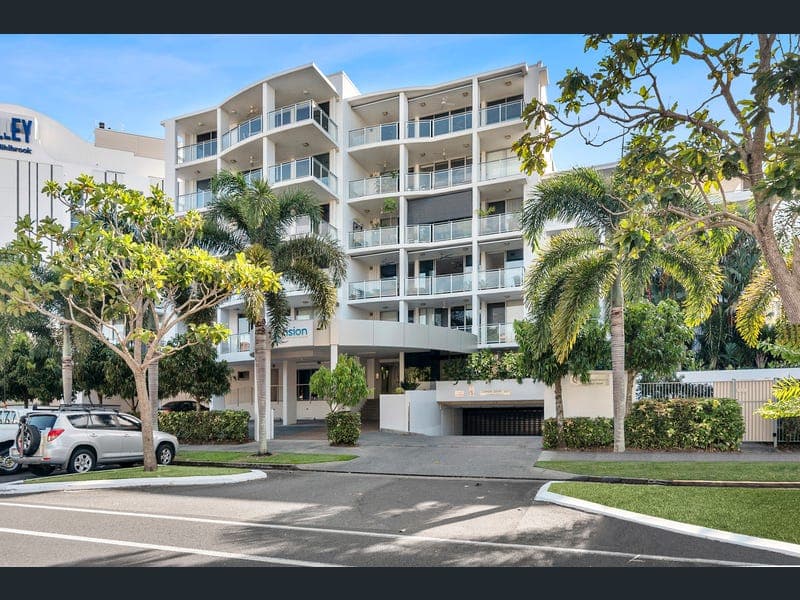 204/125-129 Esplanade, Cairns City — photo 1 of 5