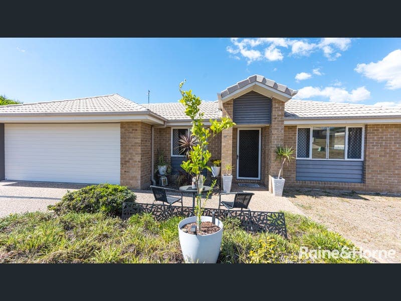 34 Capital Drive, Rosenthal Heights — photo 1 of 5