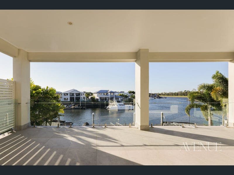 44 Poinciana Place, Jacobs Well — photo 1 of 5