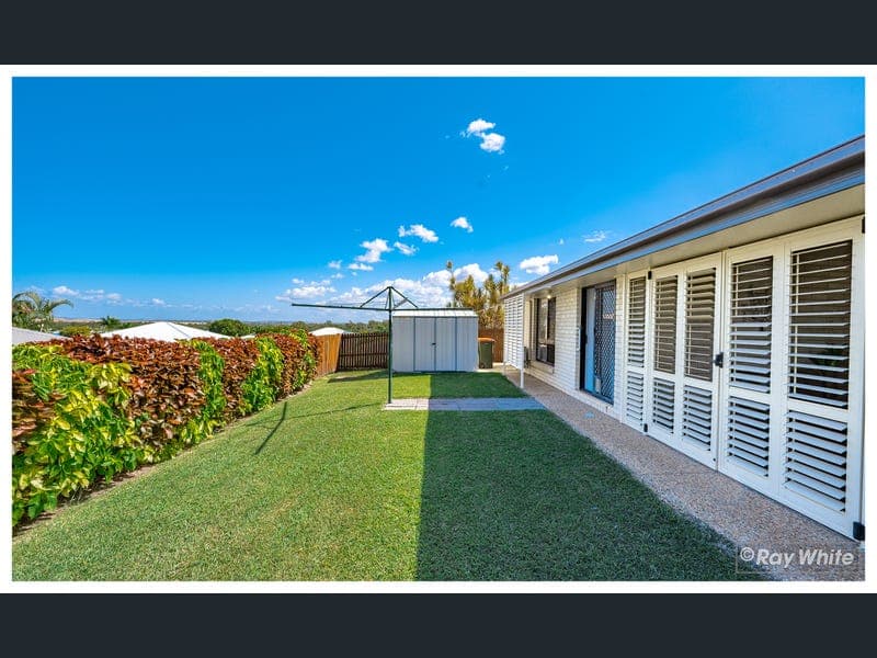 15 Laird Avenue, Norman Gardens — photo 1 of 5