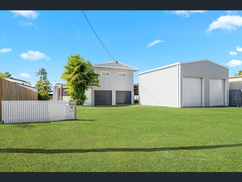 69 Zelma Street, Grasstree Beach — photo 1 of 5