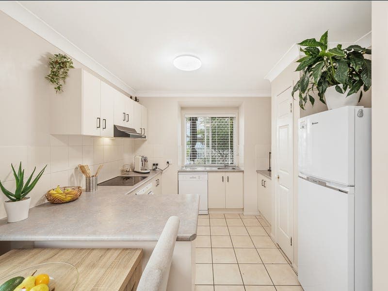 1/15 Livermore Street, Redcliffe — photo 1 of 5