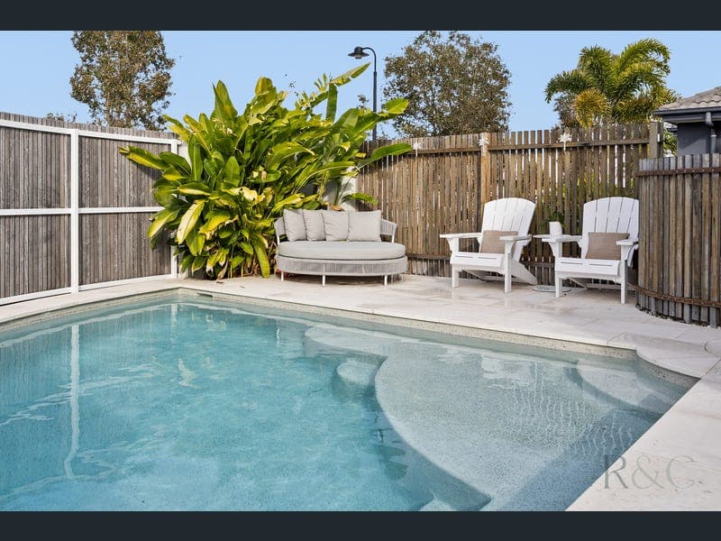 21 Kite Street, Mountain Creek — photo 1 of 5