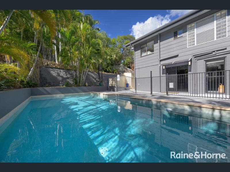 6 Bunya Court, Kin Kora — photo 1 of 5