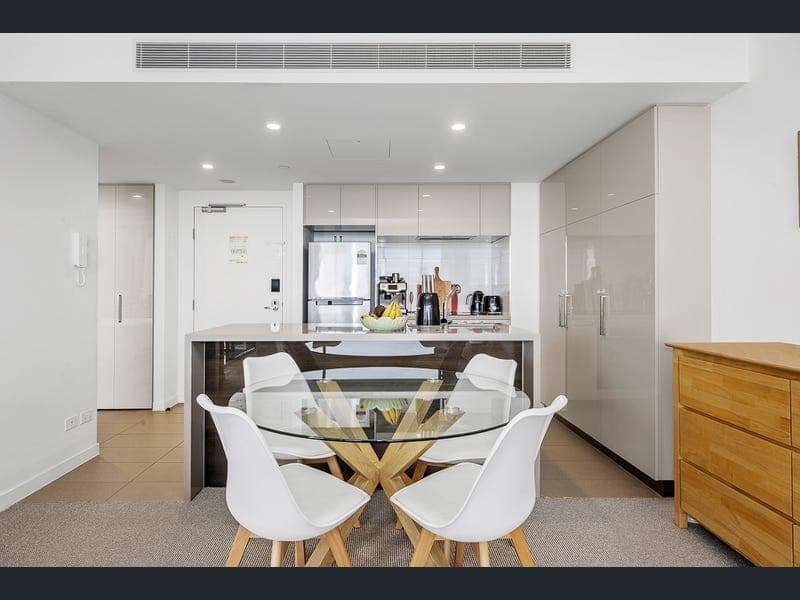 1608/55 Railway Terrace, Milton — photo 1 of 5