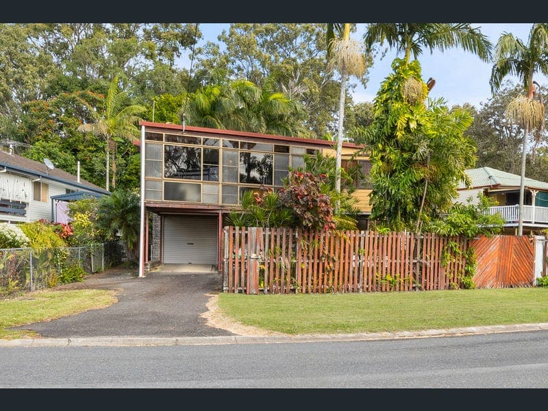 2 Joseph Crescent, Deception Bay — photo 1 of 5