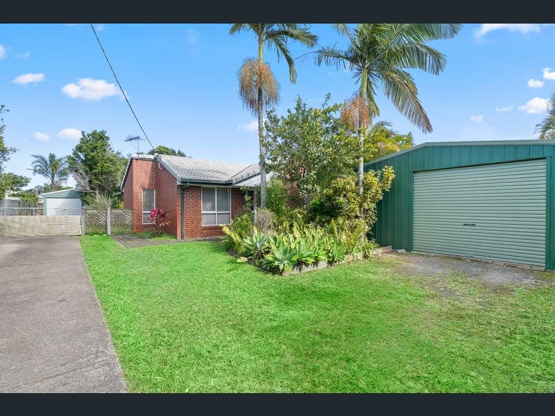 10 Urraween Road — photo 1 of 5