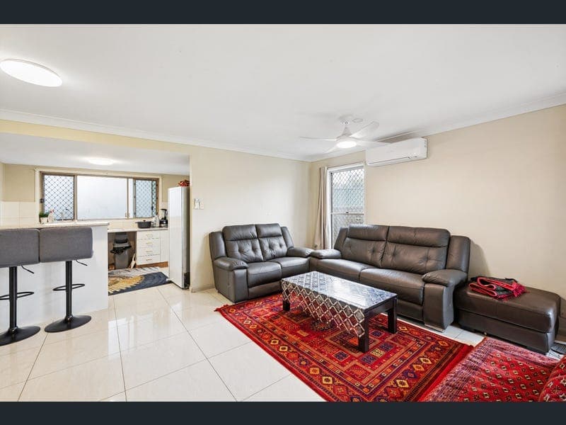 84/17 Marlow Street, Woodridge — photo 1 of 5