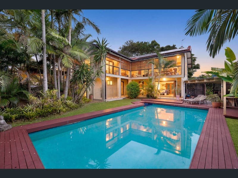 23 Currumburra Road, Ashmore — photo 1 of 5