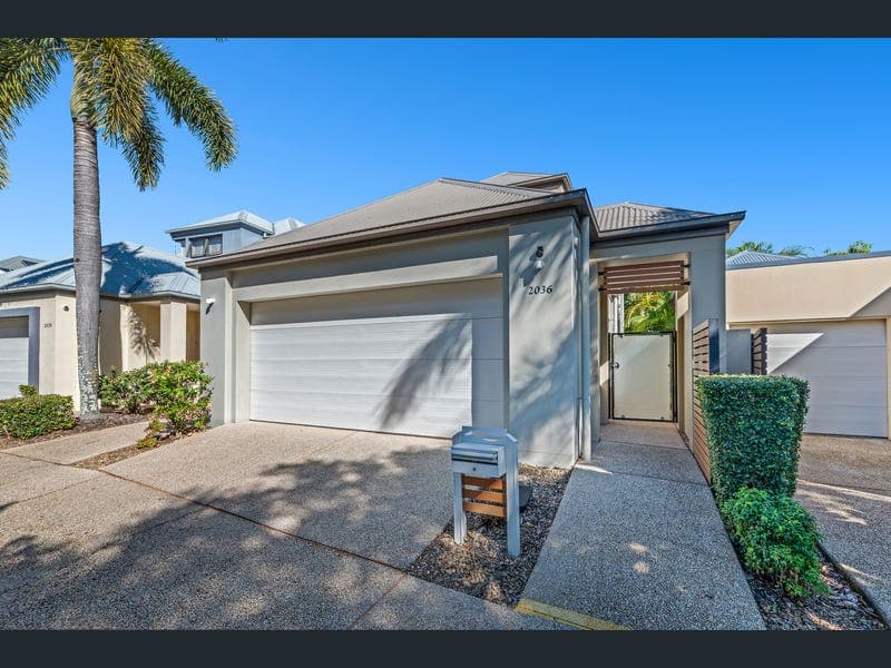 2036/1 The Vistas Drive, Carrara — photo 1 of 5