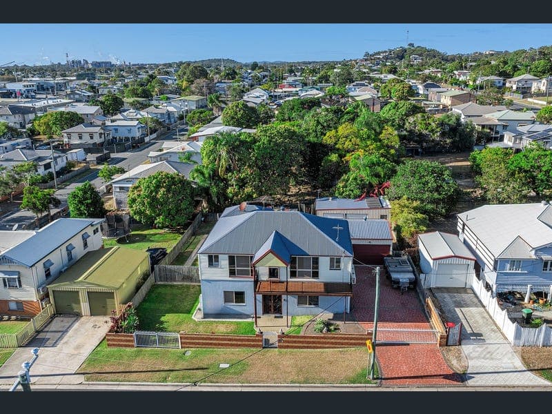 11 Eden Street, South Gladstone — photo 1 of 5