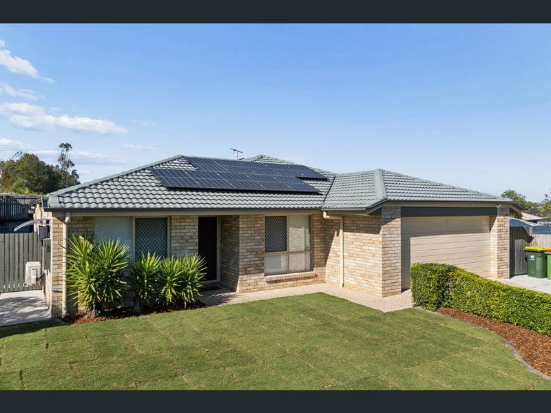 2 Flagstone Way, Berrinba — photo 1 of 5