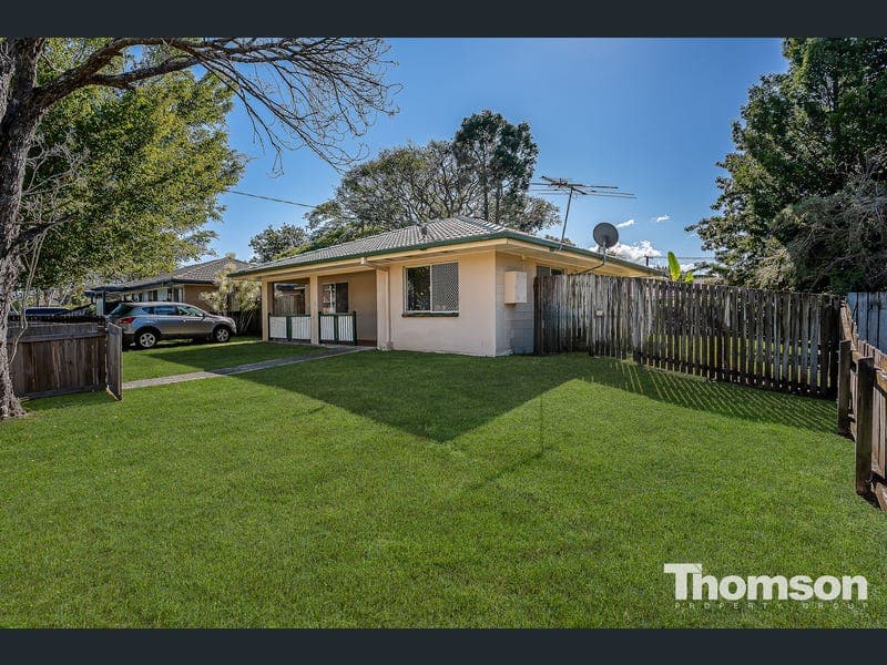 11 Jewellan Drive, Deception Bay — photo 1 of 5