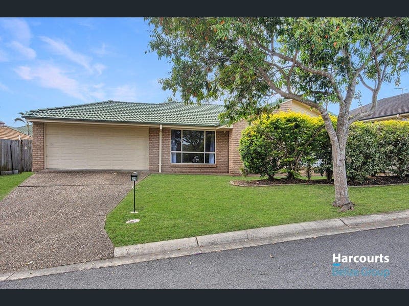 29 Charlton Cres, Ormeau — photo 1 of 5