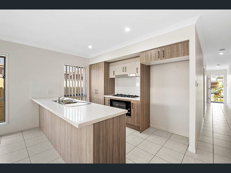 9 Essex Street, Mango Hill — photo 1 of 5