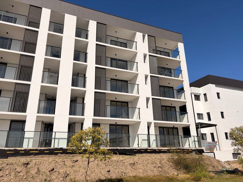 35 Halcyon Way, Hope Island — photo 1 of 5