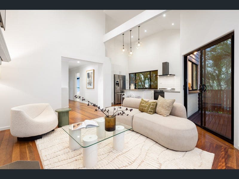 26 Armstrong Terrace, Paddington — photo 1 of 5