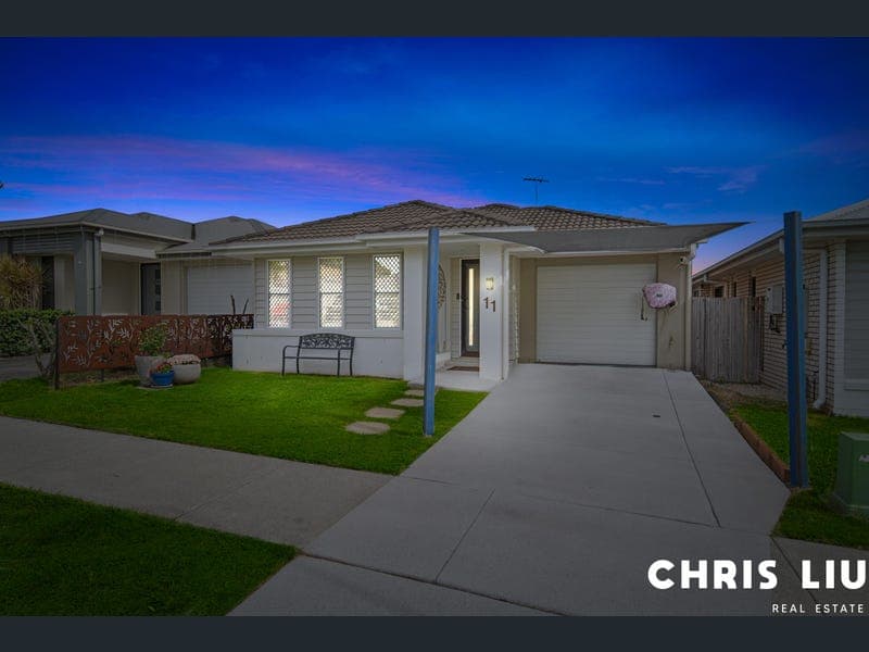 11 Alabaster Drive, Logan Reserve — photo 1 of 5
