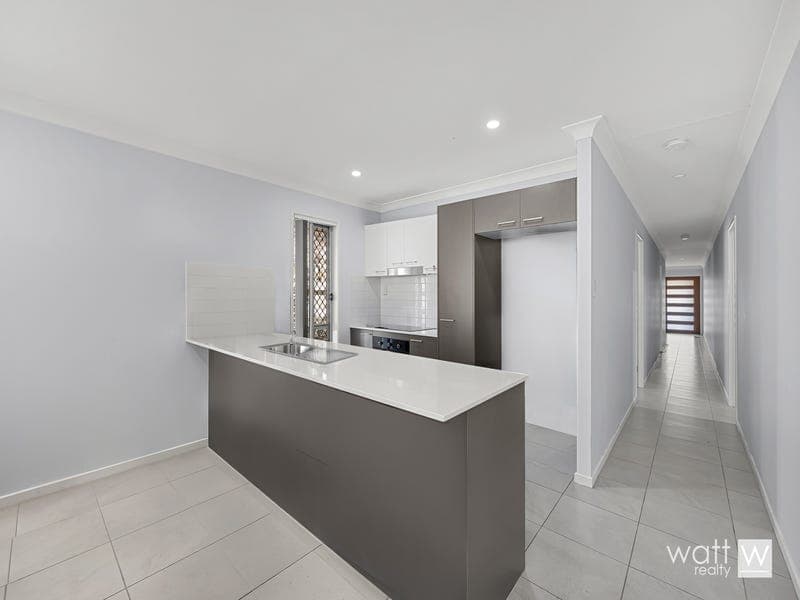 45 Jones Street, Rothwell — photo 1 of 5