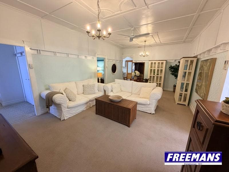 144 Doonkuna Street, Kingaroy — photo 1 of 5